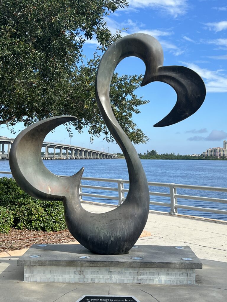 2 Hearts sculpture on Manatee River in Bradenton Fl