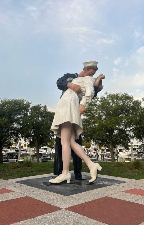 SRQ FUN SURRENDER STATUE IS PART OF THE ART SCENE OF SARASOTA