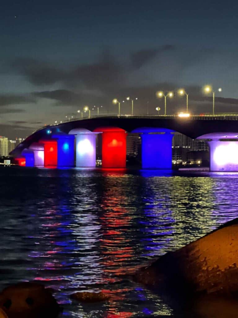 RINGLING CAUSEWAY BRIDGE IN SRQ 